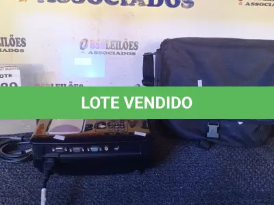 LOTE 189 - 01 PROJETOR BENQ COM CABOS E MALETA. (NO ESTADO) ATENÇÃO! FAZER A VISITAÇÃO ANTES DE ARREMATAR, NÃO SABEMOS SE FUNCIONA, LEILÃO NÃO TEM GARANTIA E NEM DEVOLUÇÃO, SUJEITO A POSSÍVEIS AVARIAS VISÍVEIS/OCULTAS E/OU AUSÊNCIA DE COMPONENTES.