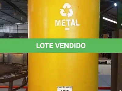LOTE 090 - 01 LIXEIRA GRANDE REDONDA COM TAMPA. (NO ESTADO) ATENÇÃO! FAZER A VISITAÇÃO ANTES DE ARREMATAR, NÃO SABEMOS SE FUNCIONA, LEILÃO NÃO TEM GARANTIA E NEM DEVOLUÇÃO, SUJEITO A POSSÍVEIS AVARIAS VISÍVEIS/OCULTAS E/OU AUSÊNCIA DE COMPONENTES.