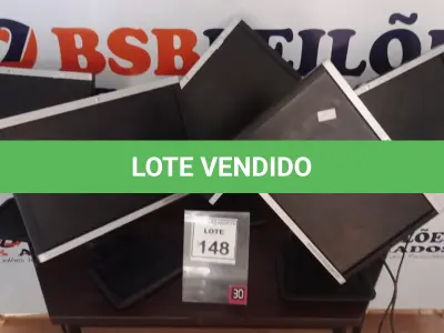 LOTE 148 - 05 MONITORES MARCA HP. (NO ESTADO) ATENÇÃO! FAZER A VISITAÇÃO ANTES DE ARREMATAR, NÃO SABEMOS SE FUNCIONA, LEILÃO NÃO TEM GARANTIA E NEM DEVOLUÇÃO, SUJEITO A POSSÍVEIS AVARIAS VISÍVEIS/OCULTAS E/OU AUSÊNCIA DE COMPONENTES.
