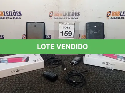 LOTE 159 - 02 TABLETS GPAD 4G MARCA LG. (NO ESTADO) ATENÇÃO! FAZER A VISITAÇÃO ANTES DE ARREMATAR, NÃO SABEMOS SE FUNCIONA, LEILÃO NÃO TEM GARANTIA E NEM DEVOLUÇÃO, SUJEITO A POSSÍVEIS AVARIAS VISÍVEIS/OCULTAS E/OU AUSÊNCIA DE COMPONENTES.