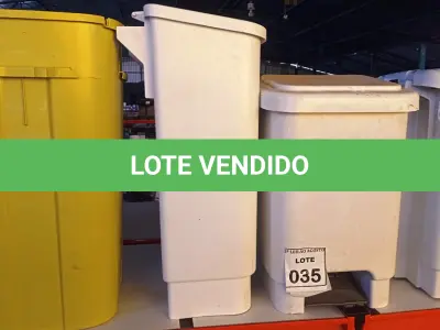 LOTE 035 - 05 LIXEIRAS SENDO 02 COM TAMPA. (NO ESTADO) ATENÇÃO! FAZER A VISITAÇÃO ANTES DE ARREMATAR, NÃO SABEMOS SE FUNCIONA, LEILÃO NÃO TEM GARANTIA E NEM DEVOLUÇÃO, SUJEITO A POSSÍVEIS AVARIAS VISÍVEIS/OCULTAS E/OU AUSÊNCIA DE COMPONENTES.