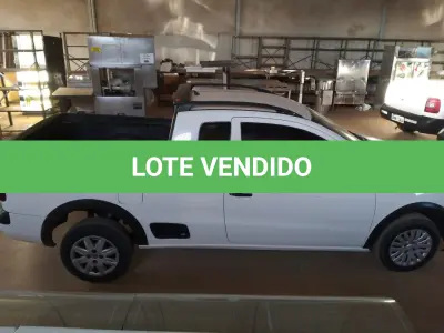 LOTE 404 - 01 VW SAVEIRO 1.6 CE FLEX, PLACA ONR1523 ,COR BRANCA ANO 2014/2015. (NO ESTADO) ATENÇÃO! FAZER A VISITAÇÃO ANTES DE ARREMATAR, NÃO SABEMOS SE FUNCIONA, LEILÃO NÃO TEM GARANTIA E NEM DEVOLUÇÃO, SUJEITO A POSSÍVEIS AVARIAS VISÍVEIS/OCULTAS E/OU AUSÊNCIA DE COMPONENTES.