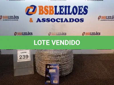 LOTE 239 - 01 ROLO DE ARAME FARPADO COM 500M. (NO ESTADO) ATENÇÃO! FAZER A VISITAÇÃO ANTES DE ARREMATAR, NÃO SABEMOS SE FUNCIONA, LEILÃO NÃO TEM GARANTIA E NEM DEVOLUÇÃO, SUJEITO A POSSÍVEIS AVARIAS VISÍVEIS/OCULTAS E/OU AUSÊNCIA DE COMPONENTES.