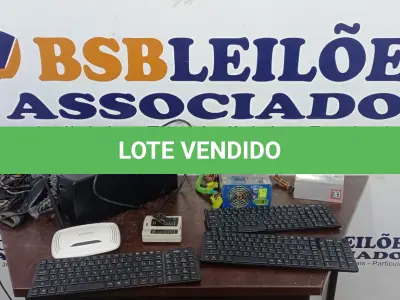 LOTE 286 - 01 NOBREAK, 03 TECLADOS, 01 FONTE DE PC, LEITORAS DE CÓDIGOS DE BARRAS E CABOS DIVERSOS. (NO ESTADO) ATENÇÃO! FAZER A VISITAÇÃO ANTES DE ARREMATAR, NÃO SABEMOS SE FUNCIONA, LEILÃO NÃO TEM GARANTIA E NEM DEVOLUÇÃO, SUJEITO A POSSÍVEIS AVARIAS VISÍVEIS/OCULTAS E/OU AUSÊNCIA DE COMPONENTES.