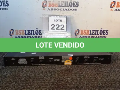 LOTE 222 - 01 COMPRESSOR ALESIS 3630. (NO ESTADO) ATENÇÃO! FAZER A VISITAÇÃO ANTES DE ARREMATAR, NÃO SABEMOS SE FUNCIONA, LEILÃO NÃO TEM GARANTIA E NEM DEVOLUÇÃO, SUJEITO A POSSÍVEIS AVARIAS VISÍVEIS/OCULTAS E/OU AUSÊNCIA DE COMPONENTES.