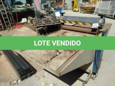 LOTE 411 - 01 CALANDRA COM MESA CORREDIÇA (NO ESTADO) ATENÇÃO! FAZER A VISITAÇÃO ANTES DE ARREMATAR, NÃO SABEMOS SE FUNCIONA, LEILÃO NÃO TEM GARANTIA E NEM DEVOLUÇÃO, SUJEITO A POSSÍVEIS AVARIAS VISÍVEIS/OCULTAS E/OU AUSÊNCIA DE COMPONENTES.