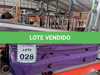 LOTE 028 - 01 MALA, 01 ASPIRADOR DE PÓ E 01 PERSIANA. (NO ESTADO) ATENÇÃO! FAZER A VISITAÇÃO ANTES DE ARREMATAR, NÃO SABEMOS SE FUNCIONA, LEILÃO NÃO TEM GARANTIA E NEM DEVOLUÇÃO, SUJEITO A POSSÍVEIS AVARIAS VISÍVEIS/OCULTAS E/OU AUSÊNCIA DE COMPONENTES.