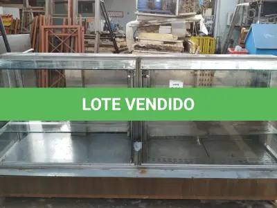 LOTE 362 - 01 BALCÃO EXPOSITOR. (NO ESTADO) ATENÇÃO! FAZER A VISITAÇÃO ANTES DE ARREMATAR, NÃO SABEMOS SE FUNCIONA, LEILÃO NÃO TEM GARANTIA E NEM DEVOLUÇÃO, SUJEITO A POSSÍVEIS AVARIAS VISÍVEIS/OCULTAS E/OU AUSÊNCIA DE COMPONENTES.