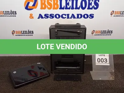 LOTE 003 - 01 RÁDIO E 01 NETBOOK MARCA HP. (NO ESTADO) ATENÇÃO! FAZER A VISITAÇÃO ANTES DE ARREMATAR, NÃO SABEMOS SE FUNCIONA, LEILÃO NÃO TEM GARANTIA E NEM DEVOLUÇÃO, SUJEITO A POSSÍVEIS AVARIAS VISÍVEIS/OCULTAS E/OU AUSÊNCIA DE COMPONENTES.