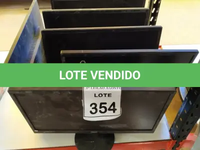 LOTE 354 - 07 MONITORES DE MARCAS E MODELOS DIVERSOS. (NO ESTADO) ATENÇÃO! FAZER A VISITAÇÃO ANTES DE ARREMATAR, NÃO SABEMOS SE FUNCIONA, LEILÃO NÃO TEM GARANTIA E NEM DEVOLUÇÃO, SUJEITO A POSSÍVEIS AVARIAS VISÍVEIS/OCULTAS E/OU AUSÊNCIA DE COMPONENTES.