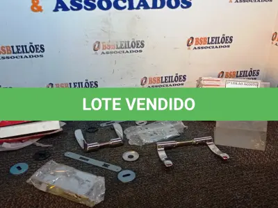 LOTE 221 - 02 FECHADURAS MARCA LA FONTE. (NO ESTADO) ATENÇÃO! FAZER A VISITAÇÃO ANTES DE ARREMATAR, NÃO SABEMOS SE FUNCIONA, LEILÃO NÃO TEM GARANTIA E NEM DEVOLUÇÃO, SUJEITO A POSSÍVEIS AVARIAS VISÍVEIS/OCULTAS E/OU AUSÊNCIA DE COMPONENTES.
