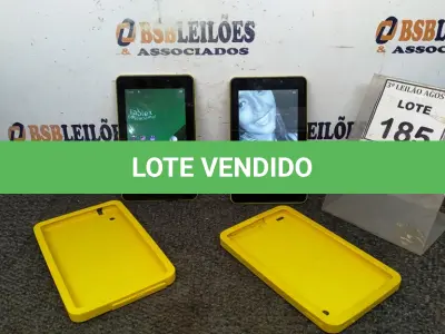 LOTE 185 - 02 TABLETS MARCA CCE. (NO ESTADO) ATENÇÃO! FAZER A VISITAÇÃO ANTES DE ARREMATAR, NÃO SABEMOS SE FUNCIONA, LEILÃO NÃO TEM GARANTIA E NEM DEVOLUÇÃO, SUJEITO A POSSÍVEIS AVARIAS VISÍVEIS/OCULTAS E/OU AUSÊNCIA DE COMPONENTES.