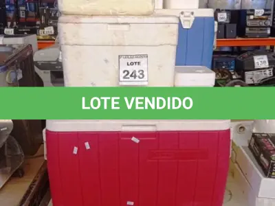 LOTE 243 - 03 CAIXAS TÉRMICAS E 06 CAIXAS DE ISOPORES DE TAMANHOS DIVERSOS. (NO ESTADO) ATENÇÃO! FAZER A VISITAÇÃO ANTES DE ARREMATAR, NÃO SABEMOS SE FUNCIONA, LEILÃO NÃO TEM GARANTIA E NEM DEVOLUÇÃO, SUJEITO A POSSÍVEIS AVARIAS VISÍVEIS/OCULTAS E/OU AUSÊNCIA DE COMPONENTES.