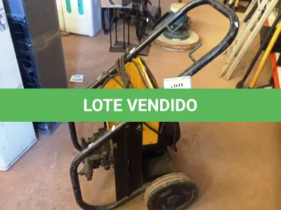 LOTE 255 - 01 LAVADORA DE ALTA PRESSÃO. (NO ESTADO) ATENÇÃO! FAZER A VISITAÇÃO ANTES DE ARREMATAR, NÃO SABEMOS SE FUNCIONA, LEILÃO NÃO TEM GARANTIA E NEM DEVOLUÇÃO, SUJEITO A POSSÍVEIS AVARIAS VISÍVEIS/OCULTAS E/OU AUSÊNCIA DE COMPONENTES.