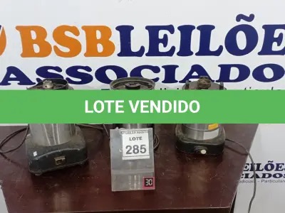LOTE 285 - 03 BASES DE LIQUIDIFICADOR INDÚSTRIAL. (NO ESTADO) ATENÇÃO! FAZER A VISITAÇÃO ANTES DE ARREMATAR, NÃO SABEMOS SE FUNCIONA, LEILÃO NÃO TEM GARANTIA E NEM DEVOLUÇÃO, SUJEITO A POSSÍVEIS AVARIAS VISÍVEIS/OCULTAS E/OU AUSÊNCIA DE COMPONENTES.