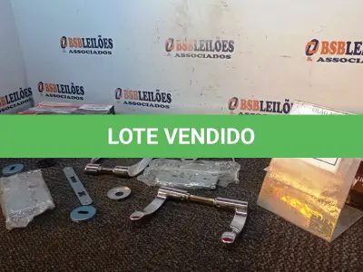 LOTE 221 - 02 FECHADURAS MARCA LA FONTE. (NO ESTADO) ATENÇÃO! FAZER A VISITAÇÃO ANTES DE ARREMATAR, NÃO SABEMOS SE FUNCIONA, LEILÃO NÃO TEM GARANTIA E NEM DEVOLUÇÃO, SUJEITO A POSSÍVEIS AVARIAS VISÍVEIS/OCULTAS E/OU AUSÊNCIA DE COMPONENTES.