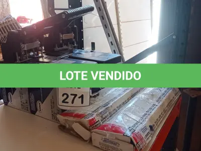 LOTE 271 - 02 SUPORTES FIXOS PARA TV. (NO ESTADO) ATENÇÃO! FAZER A VISITAÇÃO ANTES DE ARREMATAR, NÃO SABEMOS SE FUNCIONA, LEILÃO NÃO TEM GARANTIA E NEM DEVOLUÇÃO, SUJEITO A POSSÍVEIS AVARIAS VISÍVEIS/OCULTAS E/OU AUSÊNCIA DE COMPONENTES.