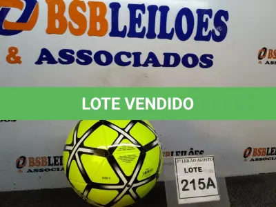LOTE 215 - 01 BOLA DE FUTEBOL ORIGINAL MARCA ADIDAS. (NO ESTADO) ATENÇÃO! FAZER A VISITAÇÃO ANTES DE ARREMATAR, NÃO SABEMOS SE FUNCIONA, LEILÃO NÃO TEM GARANTIA E NEM DEVOLUÇÃO, SUJEITO A POSSÍVEIS AVARIAS VISÍVEIS/OCULTAS E/OU AUSÊNCIA DE COMPONENTES.