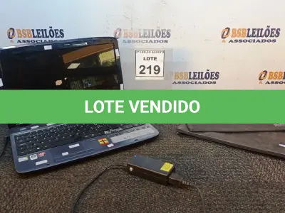 LOTE 219 - 01 NOTEBOOK MARCA ACER. (NO ESTADO) ATENÇÃO! FAZER A VISITAÇÃO ANTES DE ARREMATAR, NÃO SABEMOS SE FUNCIONA, LEILÃO NÃO TEM GARANTIA E NEM DEVOLUÇÃO, SUJEITO A POSSÍVEIS AVARIAS VISÍVEIS/OCULTAS E/OU AUSÊNCIA DE COMPONENTES.