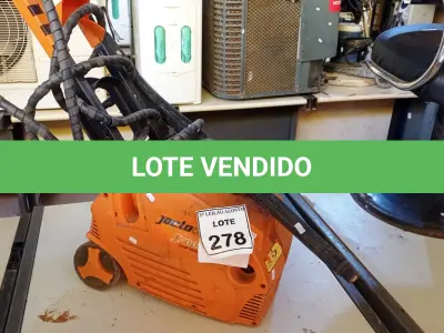 LOTE 278 - 01 LAVADORA DE ALTA PRESSÃO. (NO ESTADO) ATENÇÃO! FAZER A VISITAÇÃO ANTES DE ARREMATAR, NÃO SABEMOS SE FUNCIONA, LEILÃO NÃO TEM GARANTIA E NEM DEVOLUÇÃO, SUJEITO A POSSÍVEIS AVARIAS VISÍVEIS/OCULTAS E/OU AUSÊNCIA DE COMPONENTES.