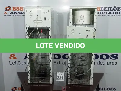 LOTE 231 - 02 BEBEDOUROS PARA ÁGUA DIRETA. (NO ESTADO) ATENÇÃO! FAZER A VISITAÇÃO ANTES DE ARREMATAR, NÃO SABEMOS SE FUNCIONA, LEILÃO NÃO TEM GARANTIA E NEM DEVOLUÇÃO, SUJEITO A POSSÍVEIS AVARIAS VISÍVEIS/OCULTAS E/OU AUSÊNCIA DE COMPONENTES.