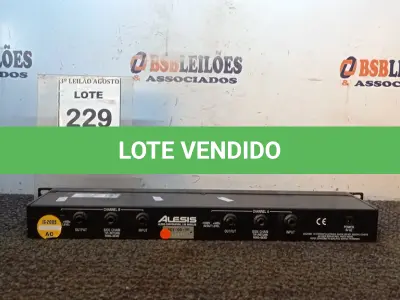 LOTE 229 - 01 COMPRESSOR ALESIS 3630. (NO ESTADO) ATENÇÃO! FAZER A VISITAÇÃO ANTES DE ARREMATAR, NÃO SABEMOS SE FUNCIONA, LEILÃO NÃO TEM GARANTIA E NEM DEVOLUÇÃO, SUJEITO A POSSÍVEIS AVARIAS VISÍVEIS/OCULTAS E/OU AUSÊNCIA DE COMPONENTES.
