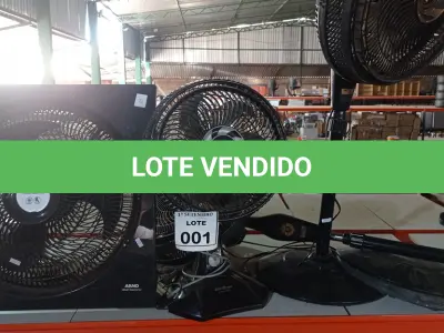 LOTE 001 - 04 VENTILADORES DE MARCA E MODELOS DIVERSOS. (NO ESTADO) ATENÇÃO! FAZER A VISITAÇÃO ANTES DE ARREMATAR, NÃO SABEMOS SE FUNCIONA, LEILÃO NÃO TEM GARANTIA E NEM DEVOLUÇÃO, SUJEITO A POSSÍVEIS AVARIAS VISÍVEIS/OCULTAS E/OU AUSÊNCIA DE COMPONENTES.