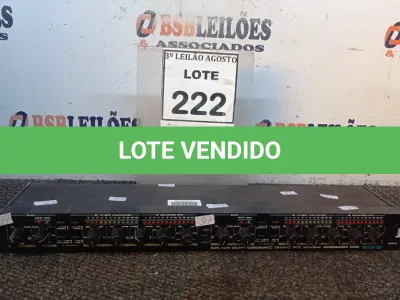 LOTE 222 - 01 COMPRESSOR ALESIS 3630. (NO ESTADO) ATENÇÃO! FAZER A VISITAÇÃO ANTES DE ARREMATAR, NÃO SABEMOS SE FUNCIONA, LEILÃO NÃO TEM GARANTIA E NEM DEVOLUÇÃO, SUJEITO A POSSÍVEIS AVARIAS VISÍVEIS/OCULTAS E/OU AUSÊNCIA DE COMPONENTES.