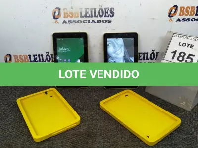LOTE 185 - 02 TABLETS MARCA CCE. (NO ESTADO) ATENÇÃO! FAZER A VISITAÇÃO ANTES DE ARREMATAR, NÃO SABEMOS SE FUNCIONA, LEILÃO NÃO TEM GARANTIA E NEM DEVOLUÇÃO, SUJEITO A POSSÍVEIS AVARIAS VISÍVEIS/OCULTAS E/OU AUSÊNCIA DE COMPONENTES.