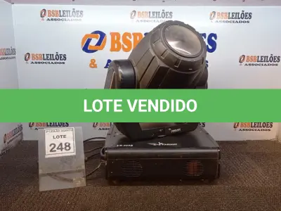 LOTE 248 - 01 MOVING HEAD. (NO ESTADO) ATENÇÃO! FAZER A VISITAÇÃO ANTES DE ARREMATAR, NÃO SABEMOS SE FUNCIONA, LEILÃO NÃO TEM GARANTIA E NEM DEVOLUÇÃO, SUJEITO A POSSÍVEIS AVARIAS VISÍVEIS/OCULTAS E/OU AUSÊNCIA DE COMPONENTES.