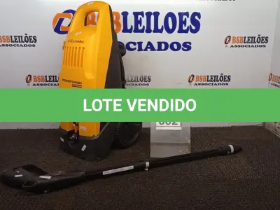 LOTE 002 - 01 LAVADORA DE ALTA PRESSÃO POWER WASH MARCA ELECTROLUX PRESSÃO. (NO ESTADO) ATENÇÃO! FAZER A VISITAÇÃO ANTES DE ARREMATAR, NÃO SABEMOS SE FUNCIONA, LEILÃO NÃO TEM GARANTIA E NEM DEVOLUÇÃO, SUJEITO A POSSÍVEIS AVARIAS VISÍVEIS/OCULTAS E/OU AUSÊNCIA DE COMPONENTES.