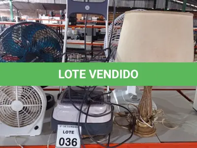 LOTE 036 - 03 VENTILADORES MARCAS E MODELOS DIVERSOS, 01 ABAJUR E 01 ENCERADEIRA MARCA ELECTROLUX. (NO ESTADO) ATENÇÃO! FAZER A VISITAÇÃO ANTES DE ARREMATAR, NÃO SABEMOS SE FUNCIONA, LEILÃO NÃO TEM GARANTIA E NEM DEVOLUÇÃO, SUJEITO A POSSÍVEIS AVARIAS VISÍVEIS/OCULTAS E/OU AUSÊNCIA DE COMPONENTES.