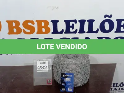 LOTE 282 - 01 ROLO DE ARAME FARPADO COM 500M. (NO ESTADO) ATENÇÃO! FAZER A VISITAÇÃO ANTES DE ARREMATAR, NÃO SABEMOS SE FUNCIONA, LEILÃO NÃO TEM GARANTIA E NEM DEVOLUÇÃO, SUJEITO A POSSÍVEIS AVARIAS VISÍVEIS/OCULTAS E/OU AUSÊNCIA DE COMPONENTES.