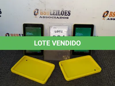 LOTE 324 - 02 TABLETS MARCA CCE. (NO ESTADO) ATENÇÃO! FAZER A VISITAÇÃO ANTES DE ARREMATAR, NÃO SABEMOS SE FUNCIONA, LEILÃO NÃO TEM GARANTIA E NEM DEVOLUÇÃO, SUJEITO A POSSÍVEIS AVARIAS VISÍVEIS/OCULTAS E/OU AUSÊNCIA DE COMPONENTES.