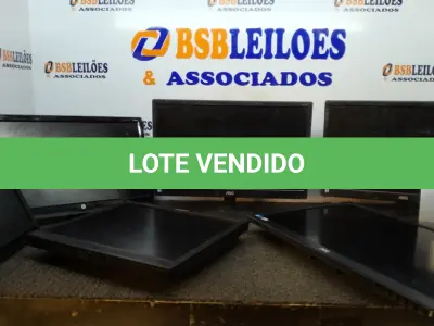 LOTE 359 - 06 MONITORES DE MARCAS E MODELOS DIVERSOS. (NO ESTADO) ATENÇÃO! FAZER A VISITAÇÃO ANTES DE ARREMATAR, NÃO SABEMOS SE FUNCIONA, LEILÃO NÃO TEM GARANTIA E NEM DEVOLUÇÃO, SUJEITO A POSSÍVEIS AVARIAS VISÍVEIS/OCULTAS E/OU AUSÊNCIA DE COMPONENTES.