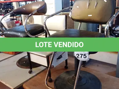 LOTE 275 - 02 CADEIRAS PARA CABELEREIRO E 01 BANCO DE MANICURE. (NO ESTADO) ATENÇÃO! FAZER A VISITAÇÃO ANTES DE ARREMATAR, NÃO SABEMOS SE FUNCIONA, LEILÃO NÃO TEM GARANTIA E NEM DEVOLUÇÃO, SUJEITO A POSSÍVEIS AVARIAS VISÍVEIS/OCULTAS E/OU AUSÊNCIA DE COMPONENTES.