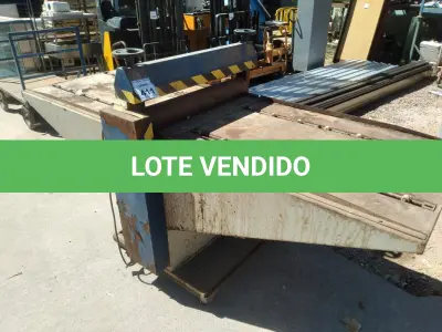 LOTE 411 - 01 CALANDRA COM MESA CORREDIÇA (NO ESTADO) ATENÇÃO! FAZER A VISITAÇÃO ANTES DE ARREMATAR, NÃO SABEMOS SE FUNCIONA, LEILÃO NÃO TEM GARANTIA E NEM DEVOLUÇÃO, SUJEITO A POSSÍVEIS AVARIAS VISÍVEIS/OCULTAS E/OU AUSÊNCIA DE COMPONENTES.