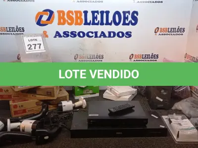 LOTE 277 - 03 DVD’S MARCA LG, 01 SWITCH DELL, 01 ESTABILIZADOR, 05 CÂMERAS DE SEGURANÇA, 02 LEITORES DE CÓDIGOS DE BARRA E CABOS VARIADOS. (NO ESTADO) ATENÇÃO! FAZER A VISITAÇÃO ANTES DE ARREMATAR, NÃO SABEMOS SE FUNCIONA, LEILÃO NÃO TEM GARANTIA E NEM DEVOLUÇÃO, SUJEITO A POSSÍVEIS AVARIAS VISÍVEIS/OCULTAS E/OU AUSÊNCIA DE COMPONENTES.