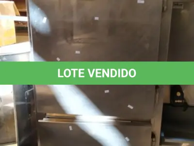LOTE 344 - 01 FREEZER INDUSTRIAL EM INOX 02 PORTAS VERTICAL. (NO ESTADO) ATENÇÃO! FAZER A VISITAÇÃO ANTES DE ARREMATAR, NÃO SABEMOS SE FUNCIONA, LEILÃO NÃO TEM GARANTIA E NEM DEVOLUÇÃO, SUJEITO A POSSÍVEIS AVARIAS VISÍVEIS/OCULTAS E/OU AUSÊNCIA DE COMPONENTES.