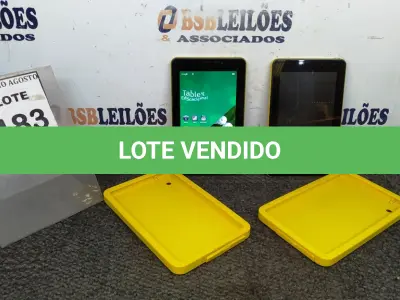 LOTE 183 - 02 TABLETS MARCA CCE. (NO ESTADO) ATENÇÃO! FAZER A VISITAÇÃO ANTES DE ARREMATAR, NÃO SABEMOS SE FUNCIONA, LEILÃO NÃO TEM GARANTIA E NEM DEVOLUÇÃO, SUJEITO A POSSÍVEIS AVARIAS VISÍVEIS/OCULTAS E/OU AUSÊNCIA DE COMPONENTES.