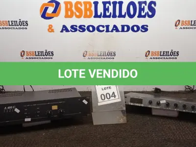 LOTE 004 - 01 AMPLIFICADOR A400 C E 01 MIXER DE ÁUDIO. (NO ESTADO) ATENÇÃO! FAZER A VISITAÇÃO ANTES DE ARREMATAR, NÃO SABEMOS SE FUNCIONA, LEILÃO NÃO TEM GARANTIA E NEM DEVOLUÇÃO, SUJEITO A POSSÍVEIS AVARIAS VISÍVEIS/OCULTAS E/OU AUSÊNCIA DE COMPONENTES.