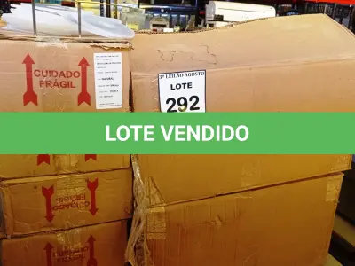 LOTE 292 - 01 LOTE COM GRANDE QUANTIDADE DE ESTOJOS TRANSPARENTES PARA ARMAZENAMENTO DE CDS E GRANDE QUANTIDADE DE SUPORTES PARA PASTAS. (NO ESTADO) ATENÇÃO! FAZER A VISITAÇÃO ANTES DE ARREMATAR, NÃO SABEMOS SE FUNCIONA, LEILÃO NÃO TEM GARANTIA E NEM DEVOLUÇÃO, SUJEITO A POSSÍVEIS AVARIAS VISÍVEIS/OCULTAS E/OU AUSÊNCIA DE COMPONENTES.