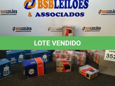 LOTE 352 - 20 CAIXAS DE PERFURADORES DE PAPEL E 06 CAIXAS DE TINTA PARA CARIMBO. (NO ESTADO) ATENÇÃO! FAZER A VISITAÇÃO ANTES DE ARREMATAR, NÃO SABEMOS SE FUNCIONA, LEILÃO NÃO TEM GARANTIA E NEM DEVOLUÇÃO, SUJEITO A POSSÍVEIS AVARIAS VISÍVEIS/OCULTAS E/OU AUSÊNCIA DE COMPONENTES.