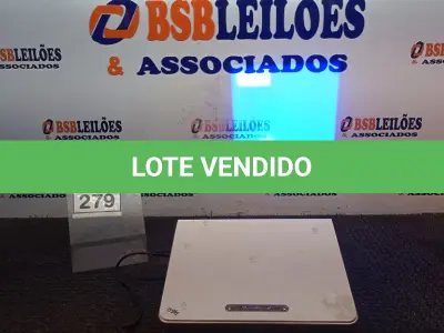 LOTE 279 - 01 PROJETOR SONY. (NO ESTADO) ATENÇÃO! FAZER A VISITAÇÃO ANTES DE ARREMATAR, NÃO SABEMOS SE FUNCIONA, LEILÃO NÃO TEM GARANTIA E NEM DEVOLUÇÃO, SUJEITO A POSSÍVEIS AVARIAS VISÍVEIS/OCULTAS E/OU AUSÊNCIA DE COMPONENTES.