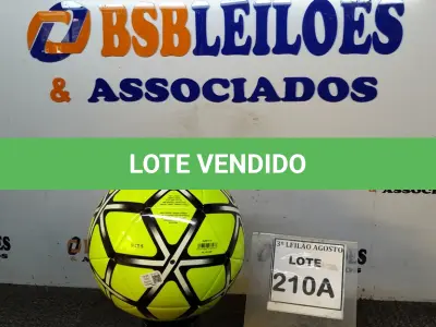 LOTE 210 - 01 BOLA DE FUTEBOL ORIGINAL MARCA ADIDAS. (NO ESTADO) ATENÇÃO! FAZER A VISITAÇÃO ANTES DE ARREMATAR, NÃO SABEMOS SE FUNCIONA, LEILÃO NÃO TEM GARANTIA E NEM DEVOLUÇÃO, SUJEITO A POSSÍVEIS AVARIAS VISÍVEIS/OCULTAS E/OU AUSÊNCIA DE COMPONENTES.