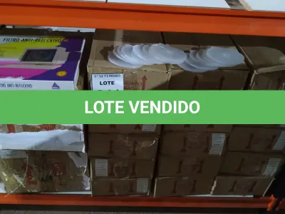 LOTE 244 - 01 LOTE COM GRANDE QUANTIDADE DE CAPAS PARA CD E FILTROS ANTI- REFLEXÍVEIS. (NO ESTADO) ATENÇÃO! FAZER A VISITAÇÃO ANTES DE ARREMATAR, NÃO SABEMOS SE FUNCIONA, LEILÃO NÃO TEM GARANTIA E NEM DEVOLUÇÃO, SUJEITO A POSSÍVEIS AVARIAS VISÍVEIS/OCULTAS E/OU AUSÊNCIA DE COMPONENTES