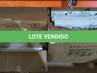LOTE 284 - 01 LOTE COM GRANDE QUANTIDADE DE CALHAS E LÂMPADAS DE LED. (NO ESTADO) ATENÇÃO! FAZER A VISITAÇÃO ANTES DE ARREMATAR, NÃO SABEMOS SE FUNCIONA, LEILÃO NÃO TEM GARANTIA E NEM DEVOLUÇÃO, SUJEITO A POSSÍVEIS AVARIAS VISÍVEIS/OCULTAS E/OU AUSÊNCIA DE COMPONENTES