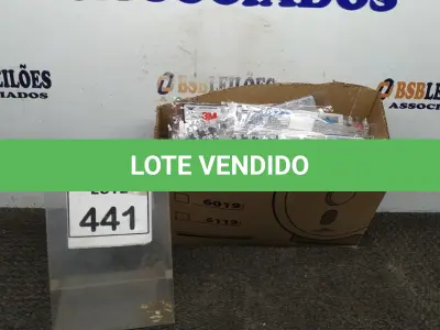 LOTE 441 - 01 LOTE COM APROXIMADAMENTE 50 MÁSCARAS AURA 9320+BR 3M. (NO ESTADO) ATENÇÃO! FAZER A VISITAÇÃO ANTES DE ARREMATAR, NÃO SABEMOS SE FUNCIONA, LEILÃO NÃO TEM GARANTIA E NEM DEVOLUÇÃO, SUJEITO A POSSÍVEIS AVARIAS VISÍVEIS/OCULTAS E/OU AUSÊNCIA DE COMPONENTES.