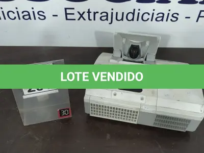 LOTE 297 - 01 PROJETOR HITACHI MODELO CP-AW2519N. (NO ESTADO) ATENÇÃO! FAZER A VISITAÇÃO ANTES DE ARREMATAR, NÃO SABEMOS SE FUNCIONA, LEILÃO NÃO TEM GARANTIA E NEM DEVOLUÇÃO, SUJEITO A POSSÍVEIS AVARIAS VISÍVEIS/OCULTAS E/OU AUSÊNCIA DE COMPONENTES.