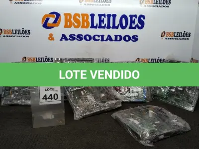 LOTE 440 - 06 CPU’S DE MARCAS E MODELOS DIVERSOS. (NO ESTADO) ATENÇÃO! FAZER A VISITAÇÃO ANTES DE ARREMATAR, NÃO SABEMOS SE FUNCIONA, LEILÃO NÃO TEM GARANTIA E NEM DEVOLUÇÃO, SUJEITO A POSSÍVEIS AVARIAS VISÍVEIS/OCULTAS E/OU AUSÊNCIA DE COMPONENTES.